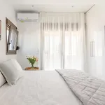 Deluxe Suite Near City Center