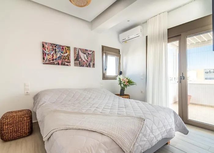 Deluxe Suite Near City Center